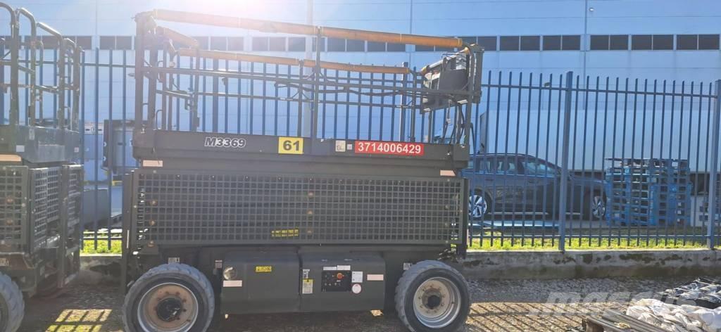 JLG M 3369 シザースリフト