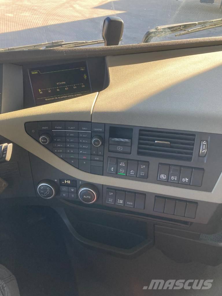 Volvo FH 13 540 中古トラクターヘッド | トレーラーヘッド