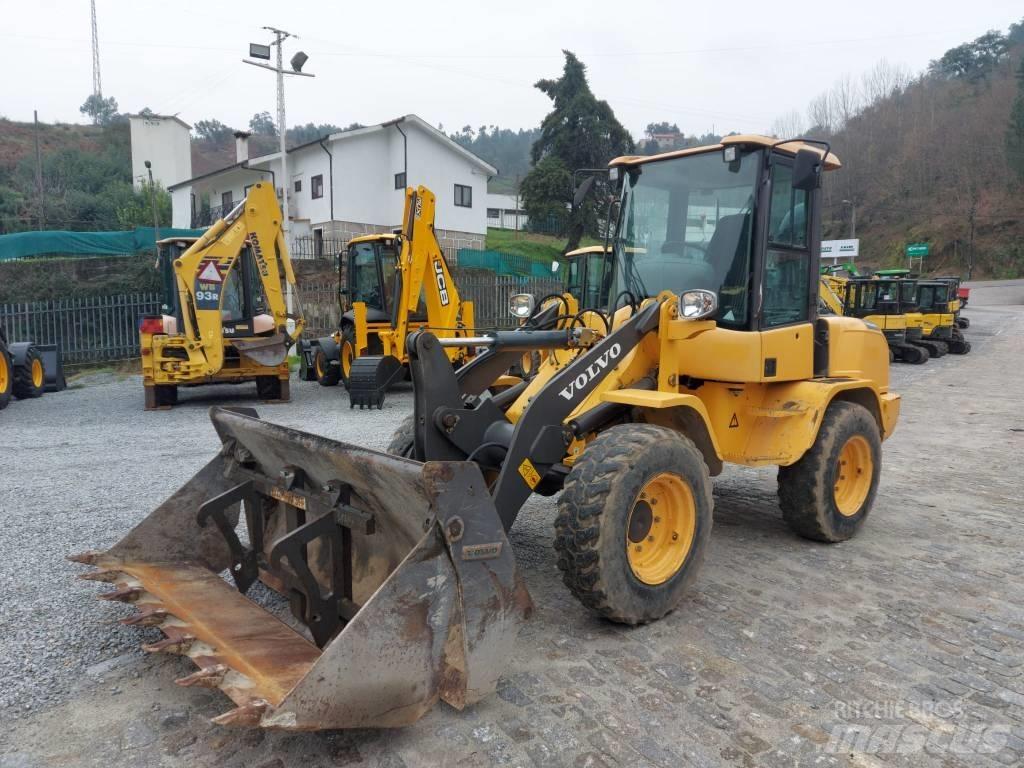 Volvo L 30 G ホイールローダー・タイヤショベル