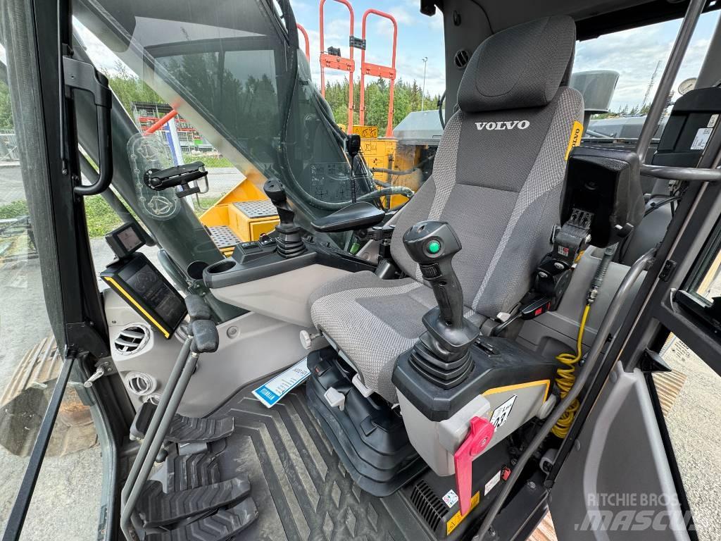 Volvo EC 250 E 大型油圧ショベル12t以上（パワーショベル・ユンボ）