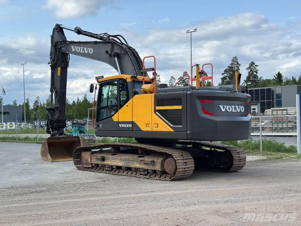 Volvo EC 250 E 大型油圧ショベル12t以上（パワーショベル・ユンボ）