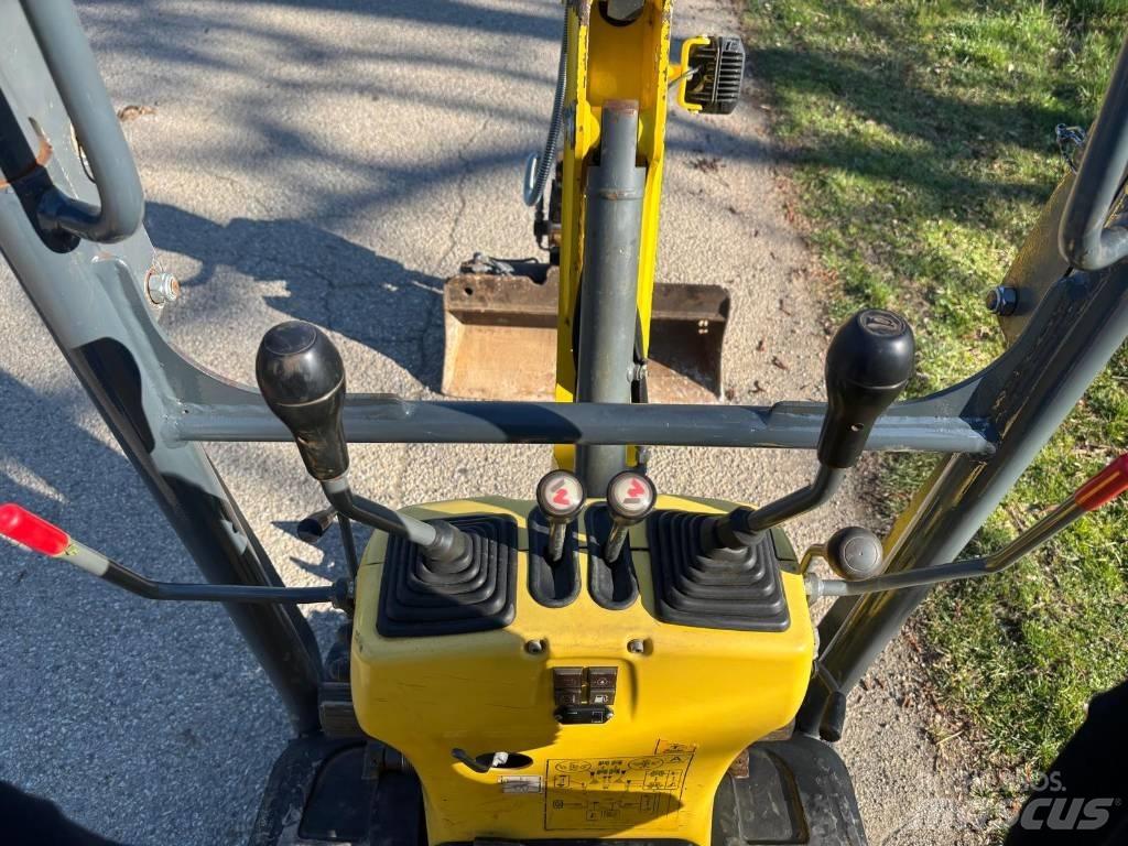 Wacker Neuson 803 ミニ油圧ショベル 7t以下（ミニユンボ・ミニディガー）