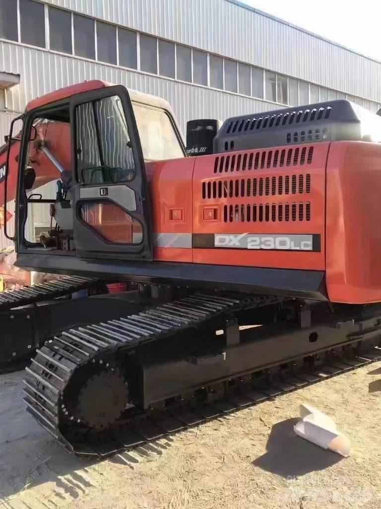 Doosan DX 230 LC-9C 大型油圧ショベル12t以上（パワーショベル・ユンボ）