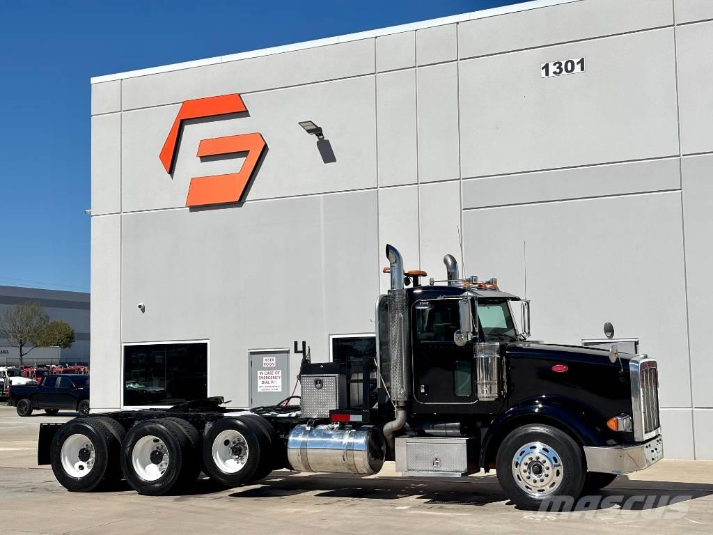 Peterbilt 367 中古トラクターヘッド | トレーラーヘッド