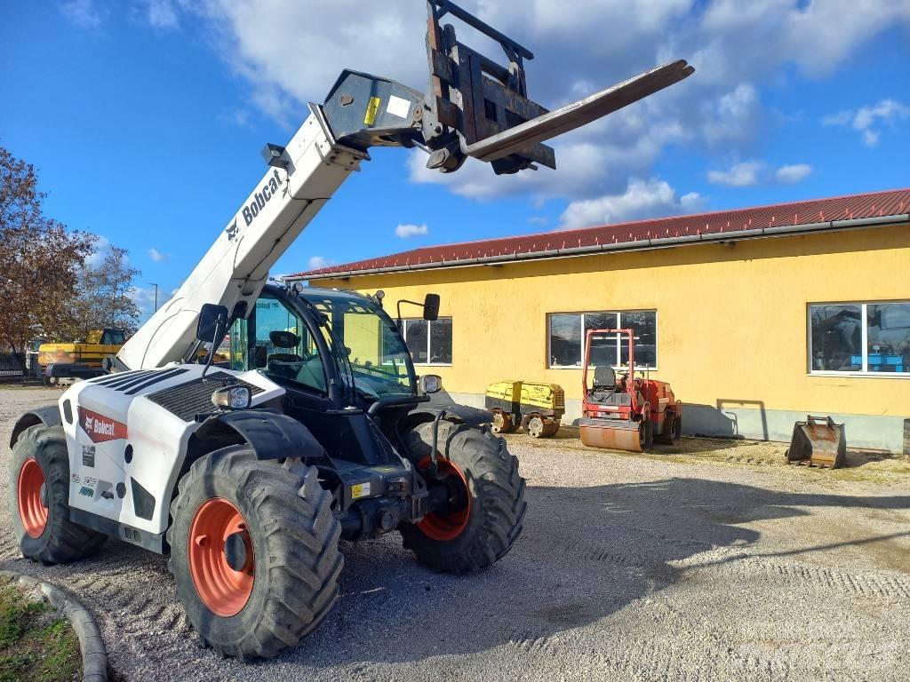 Bobcat TL 38.70 テレスコーピックハンドラー