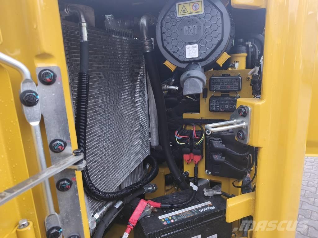 CAT 308 大型油圧ショベル12t以上（パワーショベル・ユンボ）