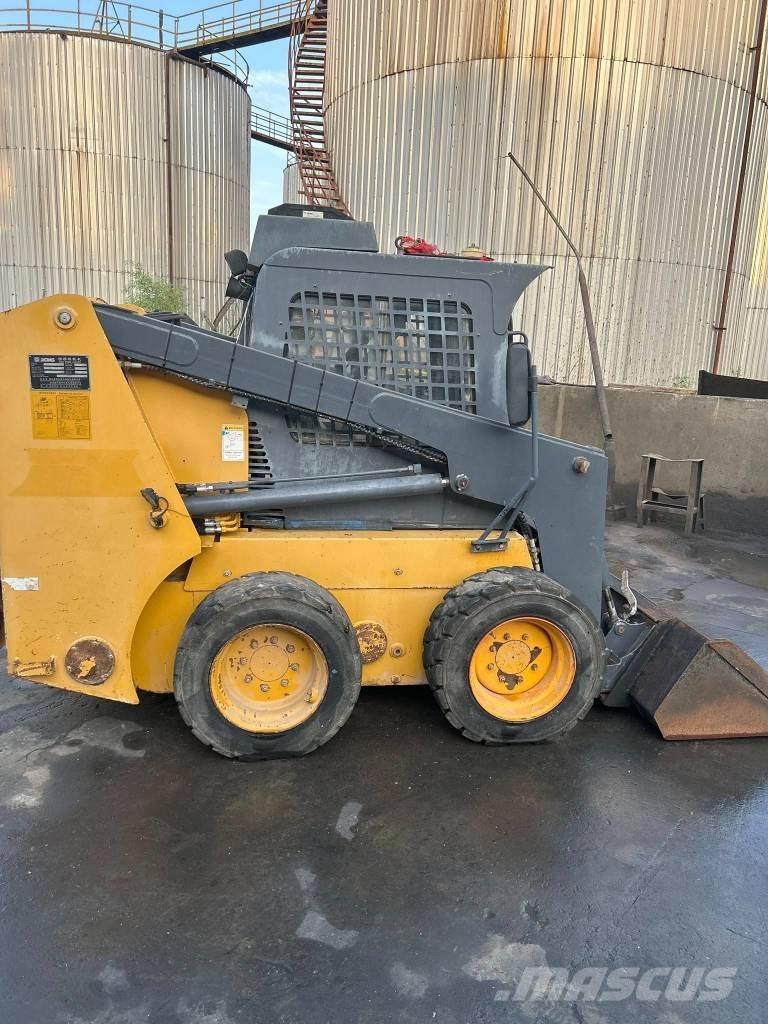 XCMG XCT740 スキッドステアローダー
