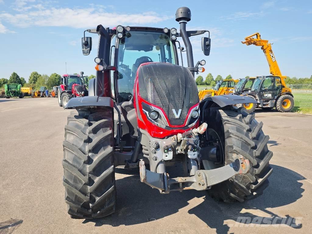 Valtra T 175 E トラクター
