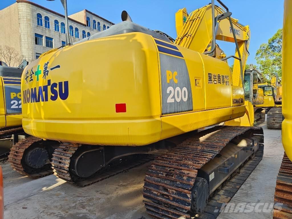 Komatsu PC 200-8 大型油圧ショベル12t以上（パワーショベル・ユンボ）