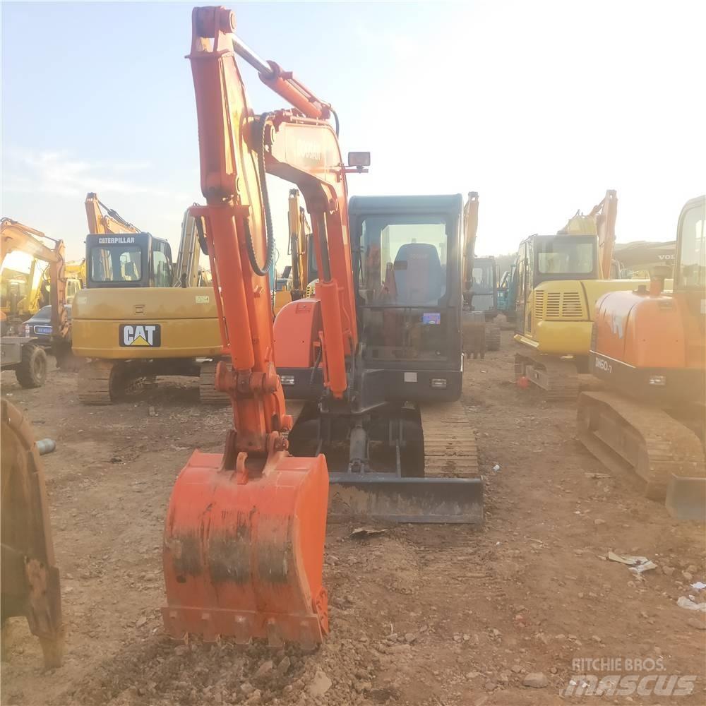 Doosan DH 60-7 ミニ油圧ショベル 7t以下（ミニユンボ・ミニディガー）