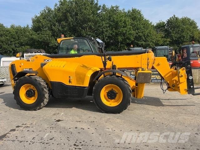 JCB 540-140 テレスコーピックハンドラー