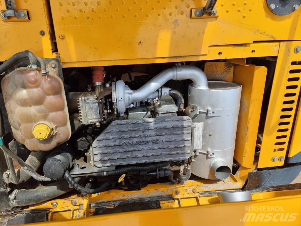 JCB JS 130 LC 大型油圧ショベル12t以上（パワーショベル・ユンボ）