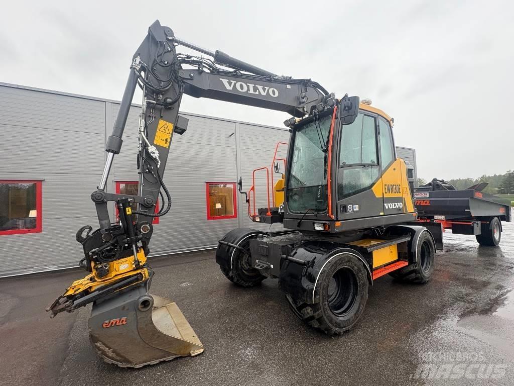 Volvo EWR130E + Kärra ホイール式油圧ショベル（パワーショベル・ユンボ・バックホー）