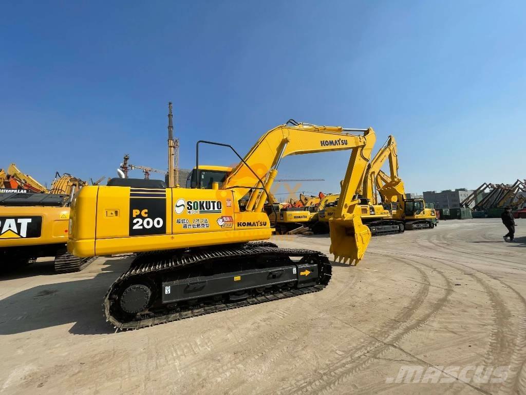 Komatsu PC 200-7 大型油圧ショベル12t以上（パワーショベル・ユンボ）
