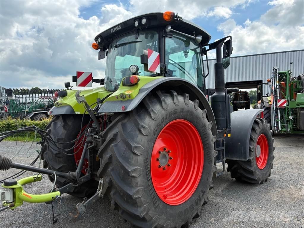 CLAAS ARION 650 トラクター