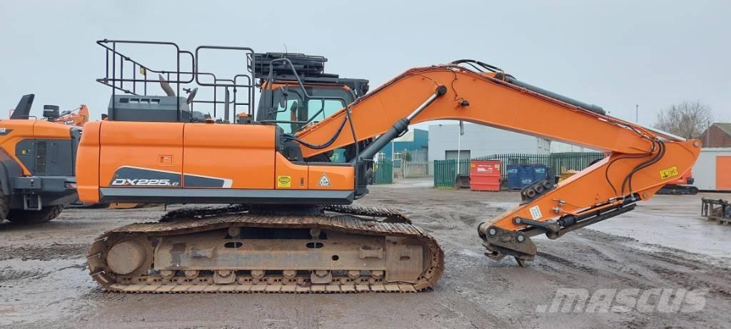 Develon DX225LC-5 大型油圧ショベル12t以上（パワーショベル・ユンボ）