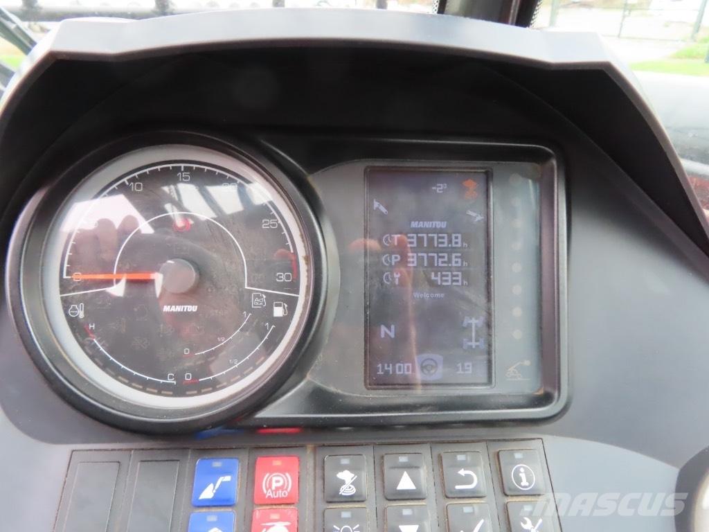 Manitou MT 1440 テレスコーピックハンドラー