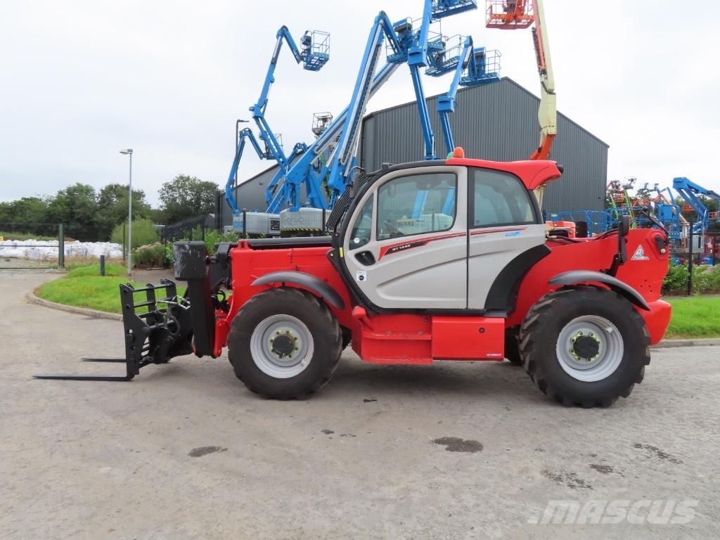 Manitou MT 1440 テレスコーピックハンドラー