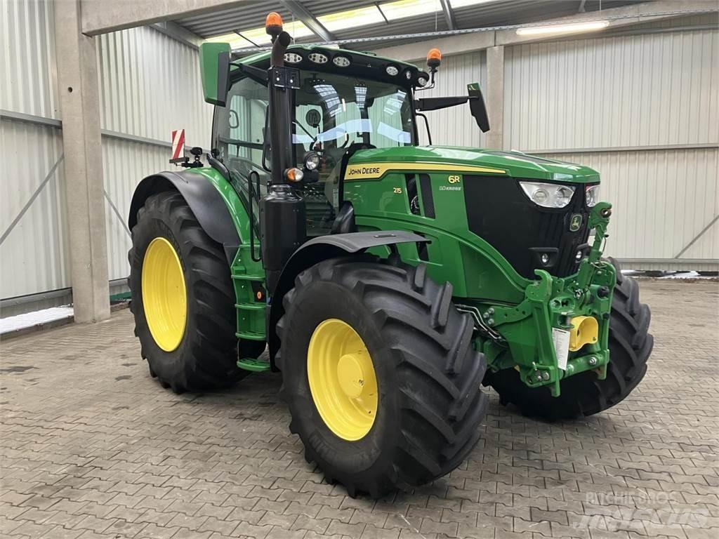 John Deere 6R 215 トラクター