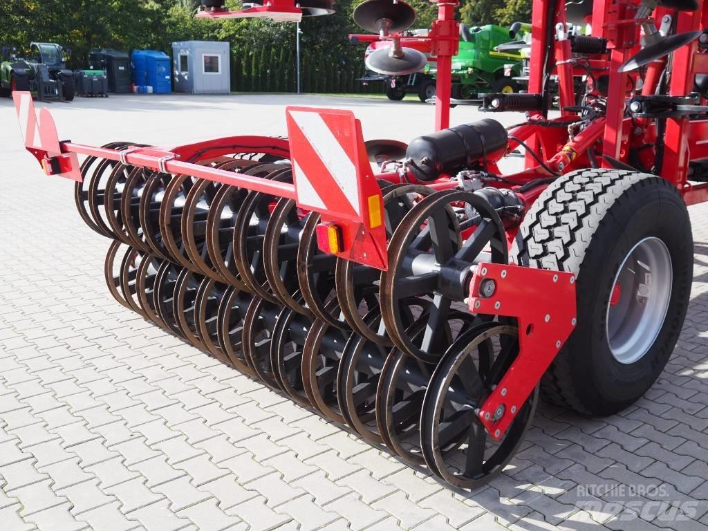 Horsch Tiger 6 MT カルチベーター