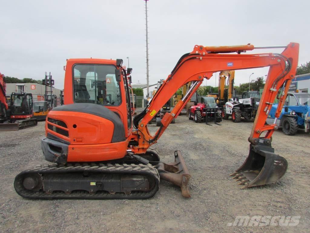 Kubota U 55-4 ミニ油圧ショベル 7t以下（ミニユンボ・ミニディガー）