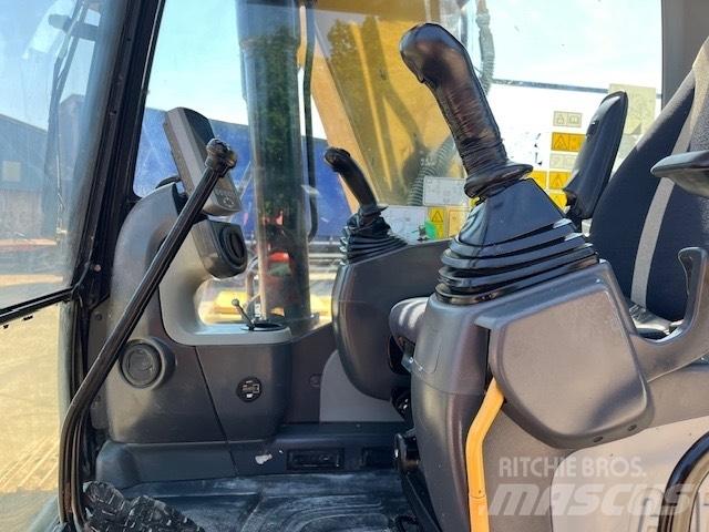 CAT 313 F LGC 大型油圧ショベル12t以上（パワーショベル・ユンボ）