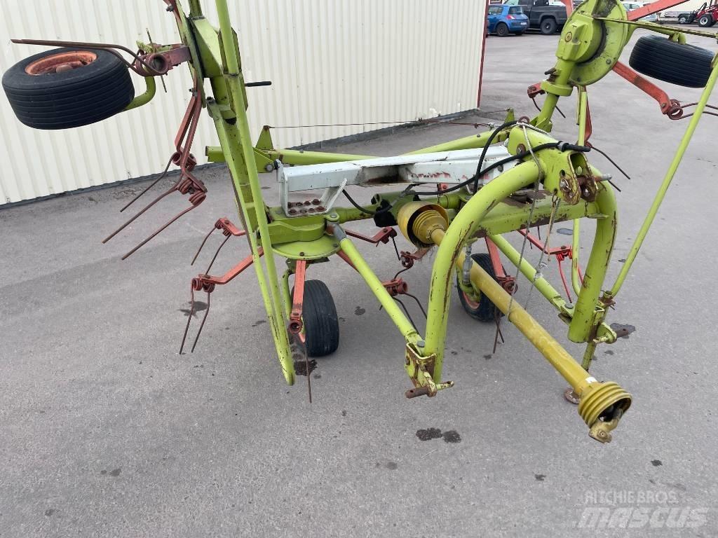 CLAAS W 450 SL テッダー・テッダーレーキ