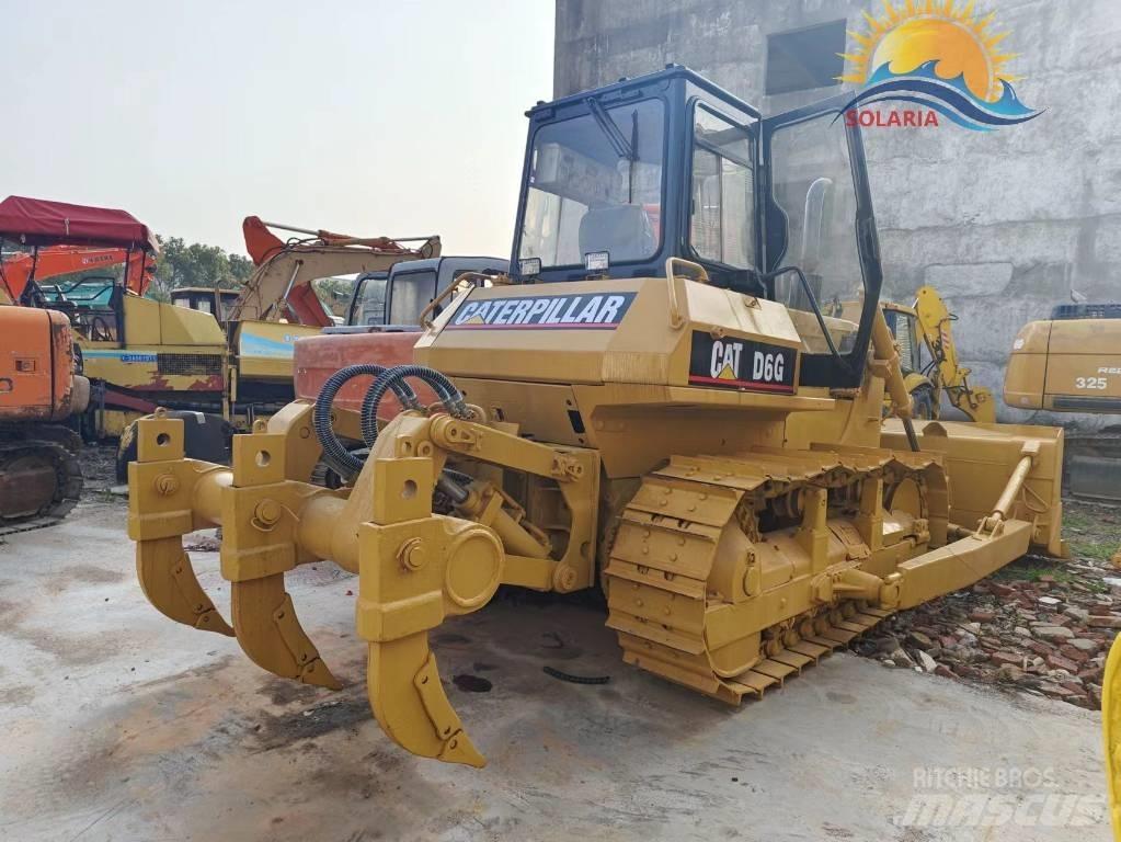 CAT D 6 G ブルドーザー