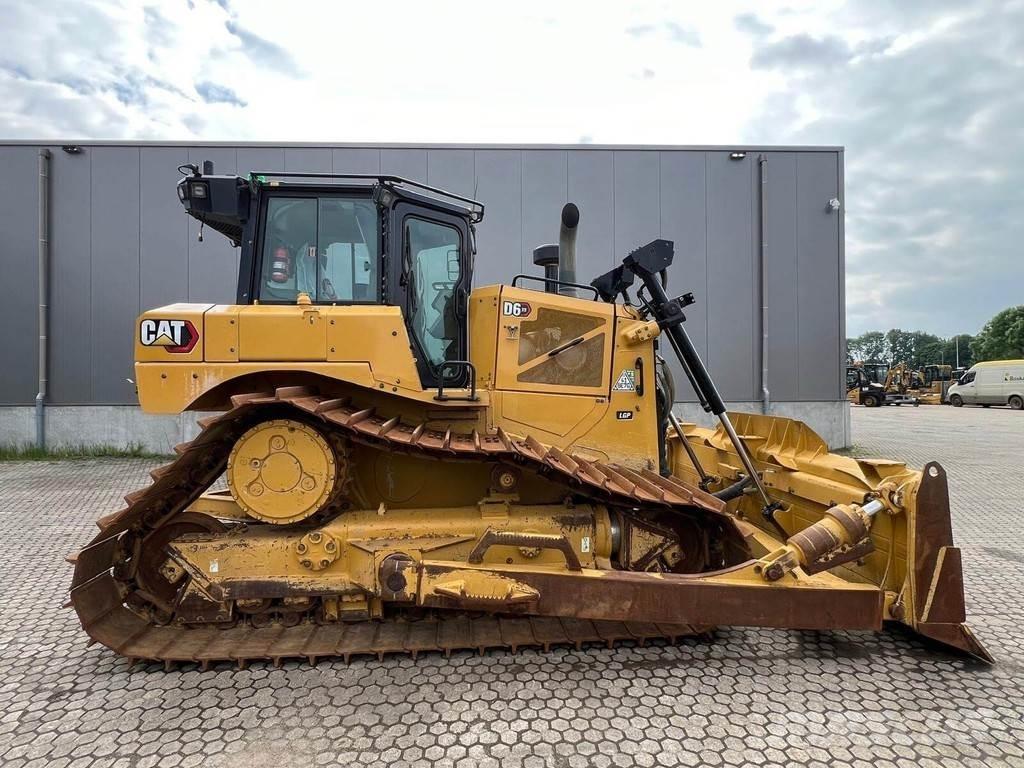 CAT D6XE ブルドーザー
