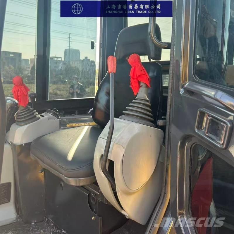 Kubota U 35 ミニ油圧ショベル 7t以下（ミニユンボ・ミニディガー）