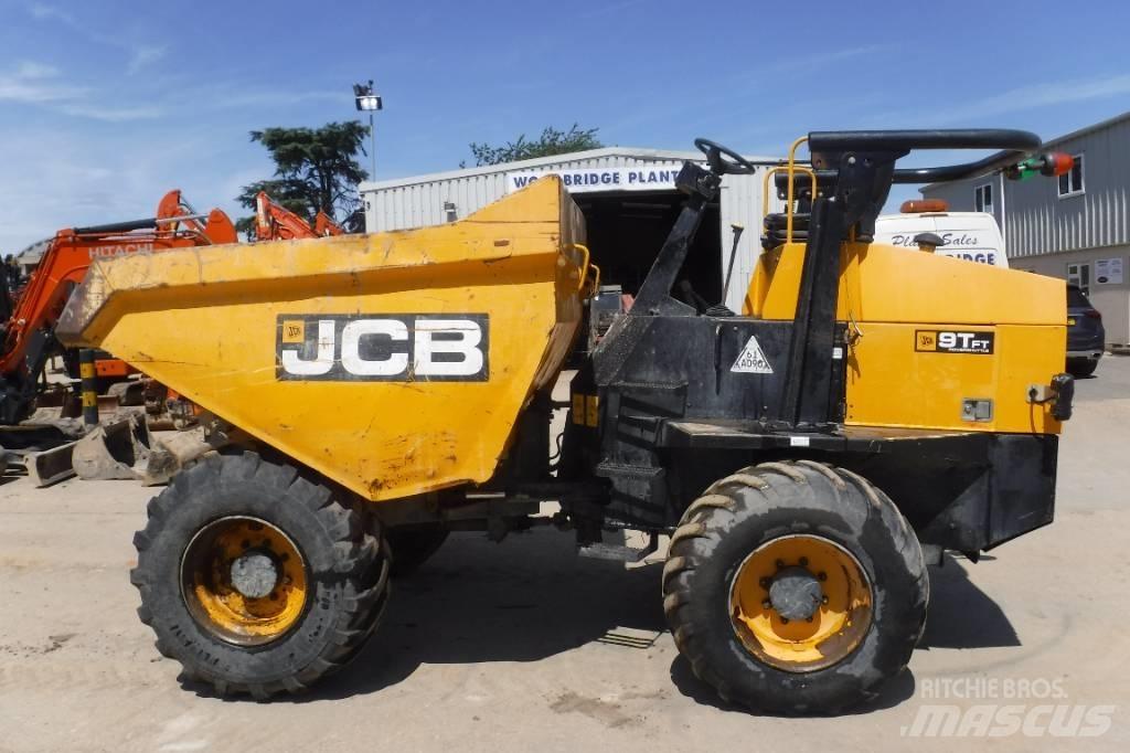 JCB 9TFT サイト　ダンプ
