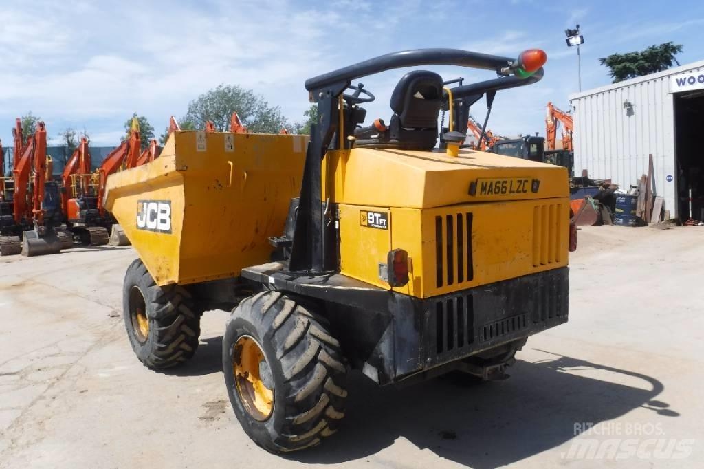 JCB 9TFT サイト　ダンプ