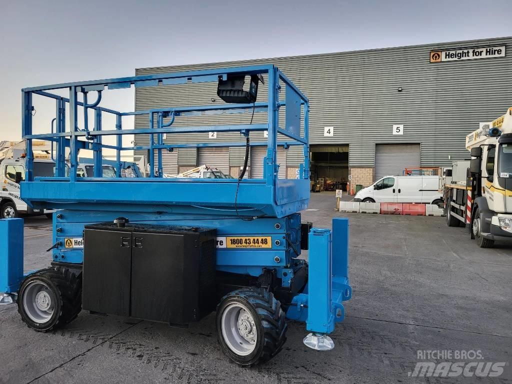 Genie GS 3369 RT シザースリフト