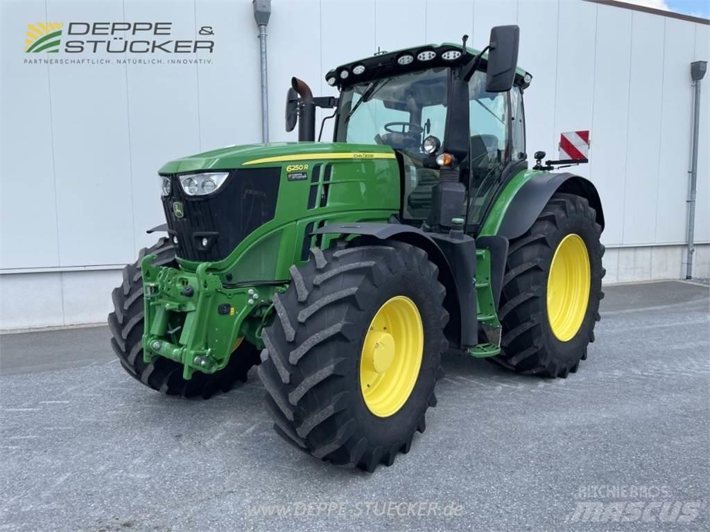 John Deere 6250R トラクター