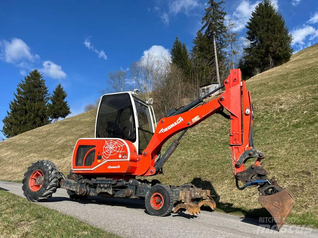 Euromach R45 特殊油圧ショベル