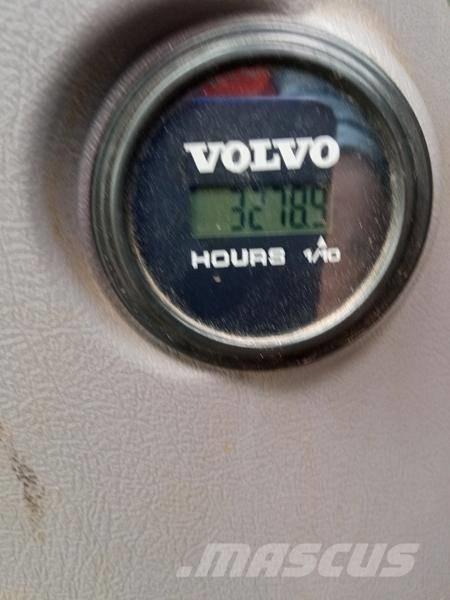 Volvo EC 750 DL 大型油圧ショベル12t以上（パワーショベル・ユンボ）