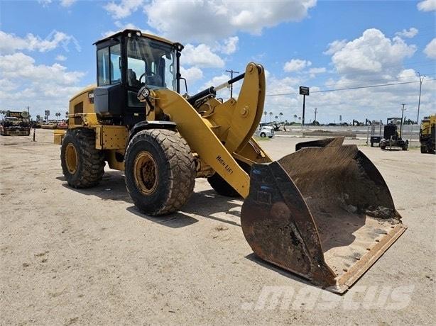 CAT 966M ホイールローダー・タイヤショベル