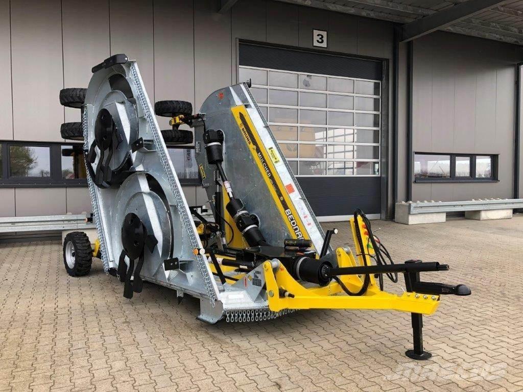 Bednar MM 7000 グランド整備機械-その他