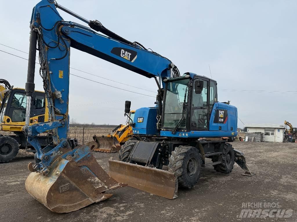 CAT M 318 F ホイール式油圧ショベル（パワーショベル・ユンボ・バックホー）