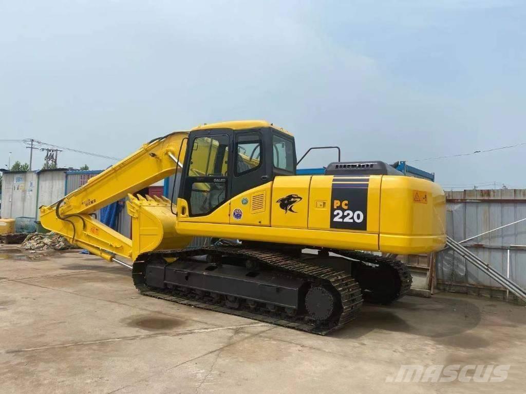 Komatsu pc220-7 大型油圧ショベル12t以上（パワーショベル・ユンボ）