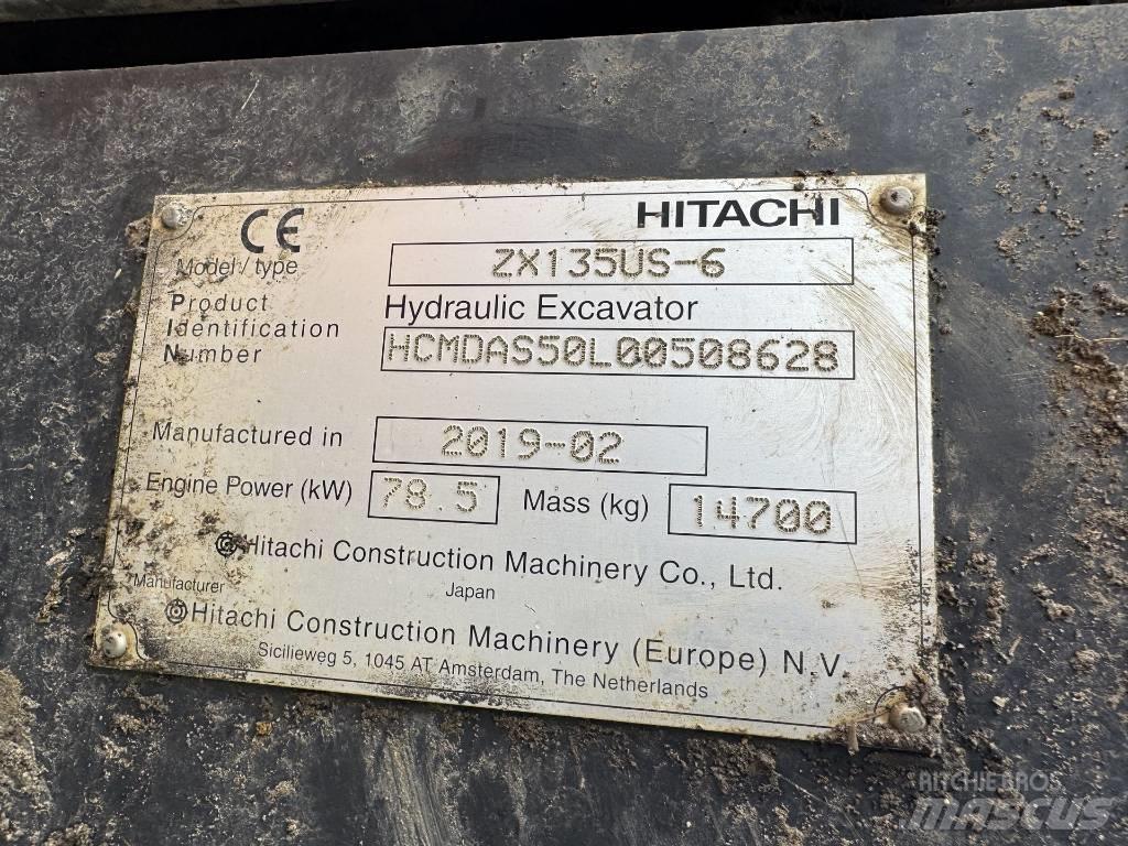 Hitachi ZX 135 US-6 大型油圧ショベル12t以上（パワーショベル・ユンボ）