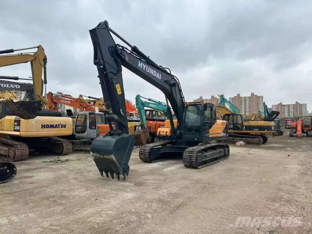 Hyundai 225LC-9T 大型油圧ショベル12t以上（パワーショベル・ユンボ）