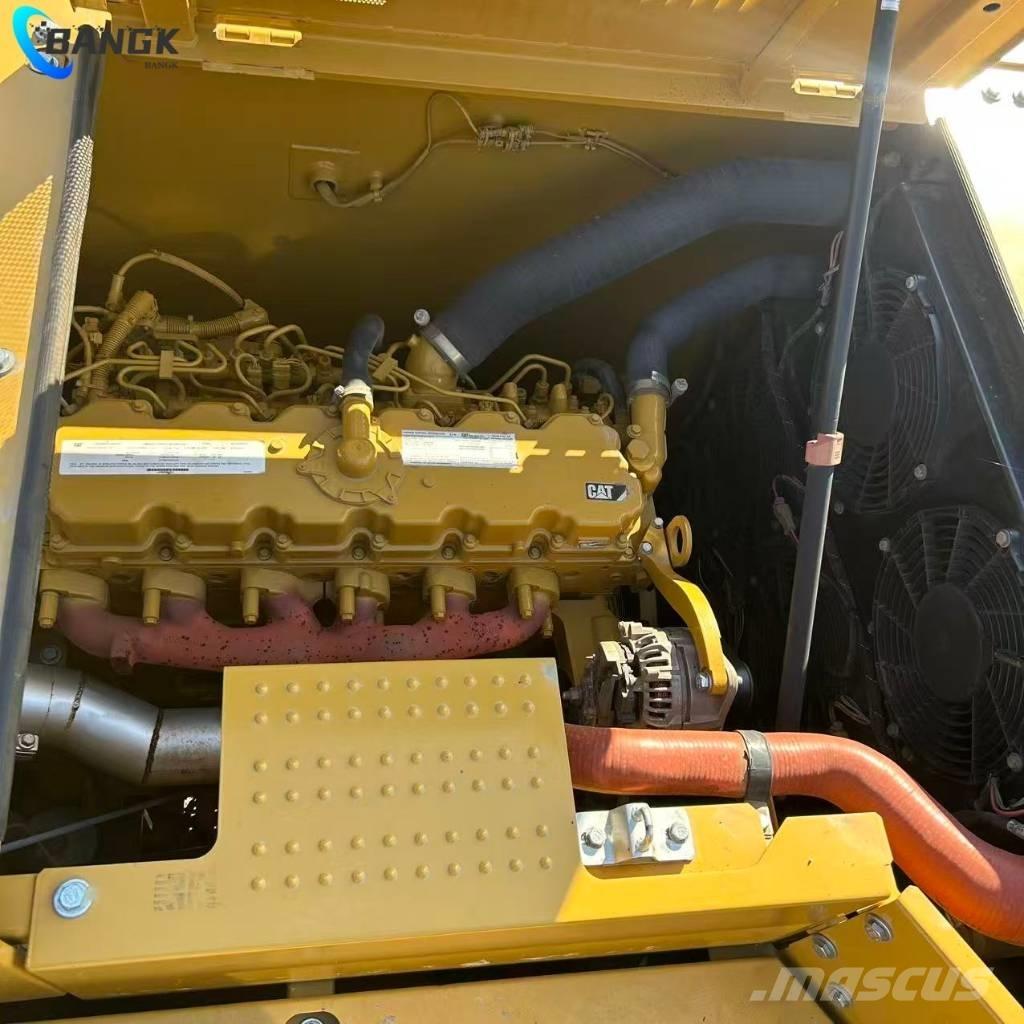 CAT 330GC 大型油圧ショベル12t以上（パワーショベル・ユンボ）