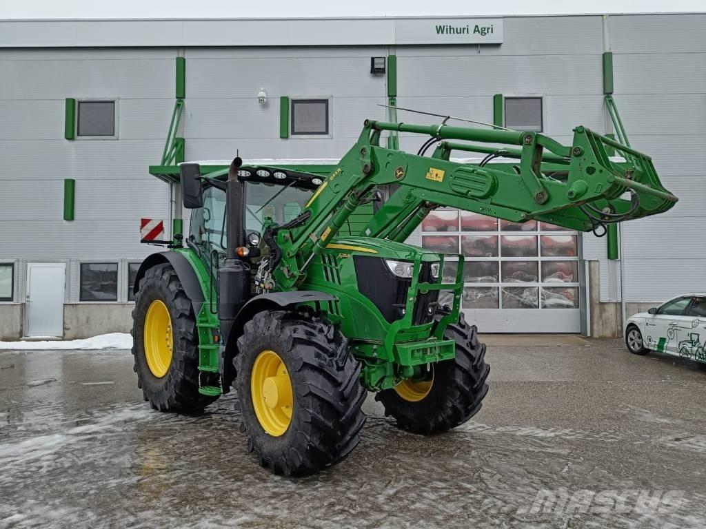 John Deere 6215 R トラクター