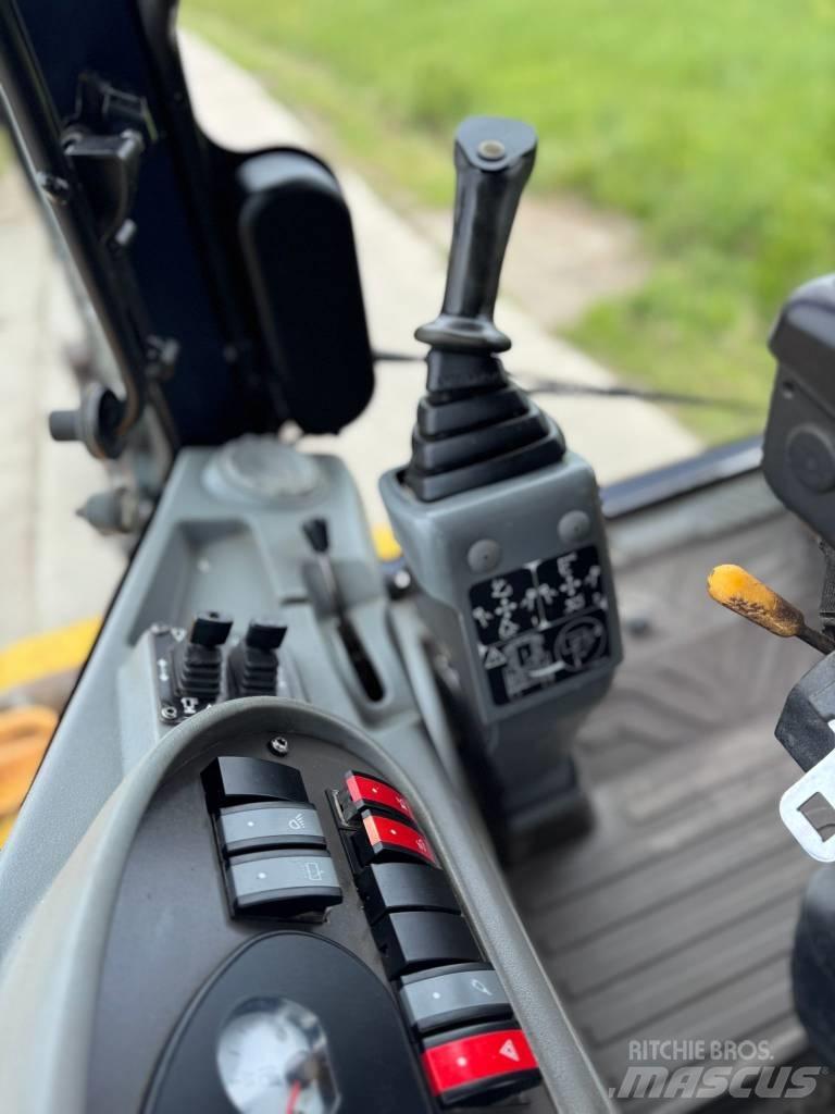 Volvo BL 71, JOYSTICK バックホーローダー