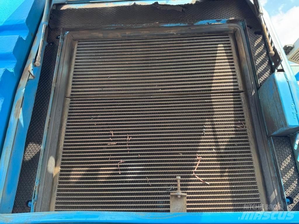 Fuchs MHL 350 廃棄物／工業産廃処理機