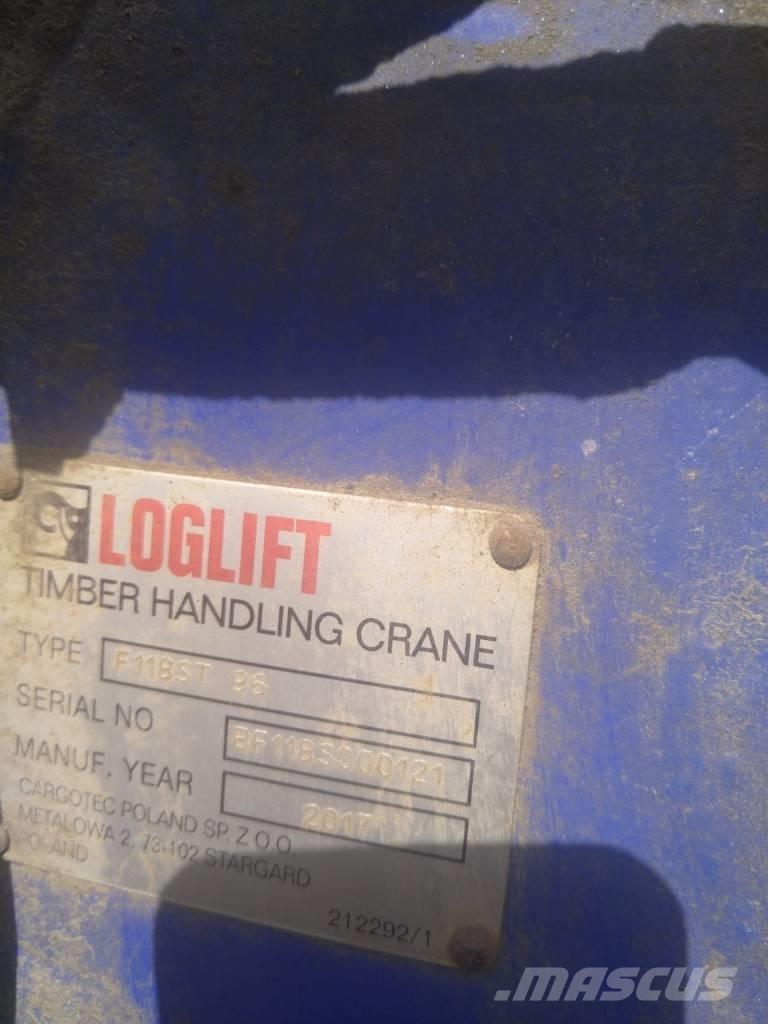Loglift F118ST 木材積込用クレーン