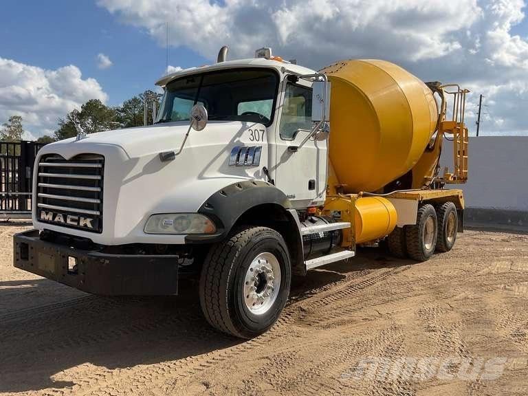 Mack CTP 713 B その他トラック