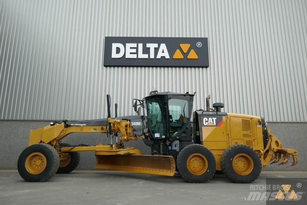 CAT 140M3 モーターグレーダー