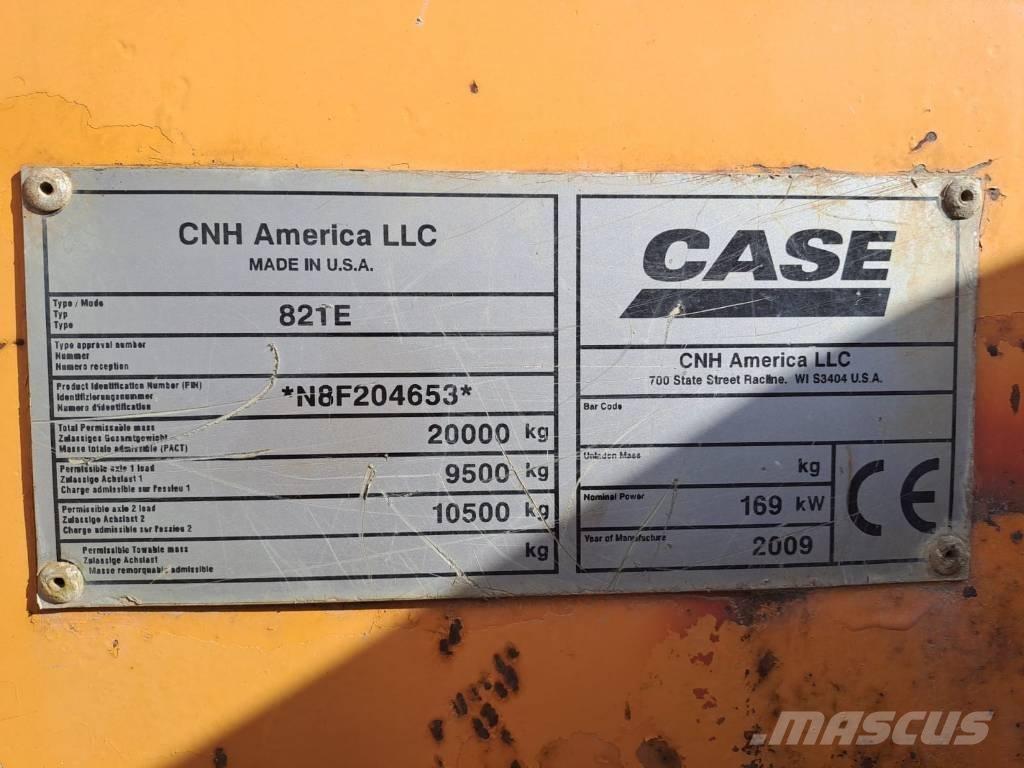 CASE 821 E XR ホイールローダー・タイヤショベル